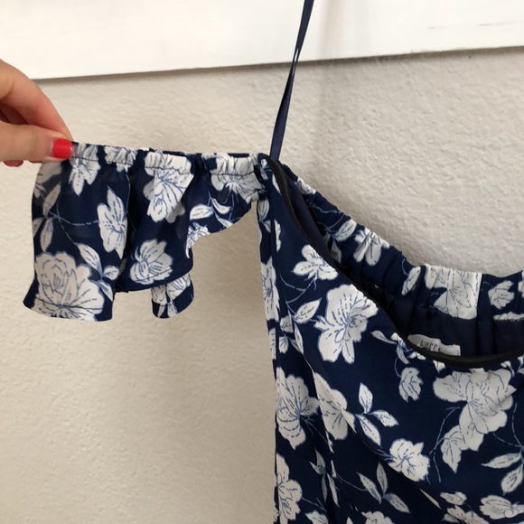 Lucca Couture Off shoulder Maxi Dress - Picture 5 of 9